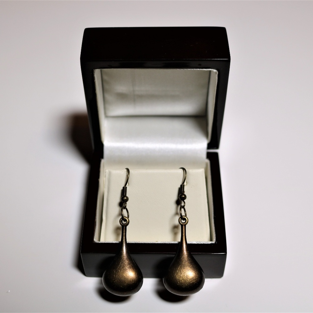 NEW - Chocolate Drip Drop Earrings
